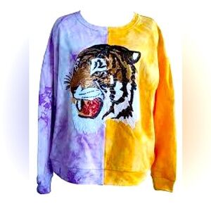 BNWOT QUEEN OF SPARKLES TIE DYE SPLIT SWEATSHIRT WITH TIGER SEQUINS LSU GAMEDAY